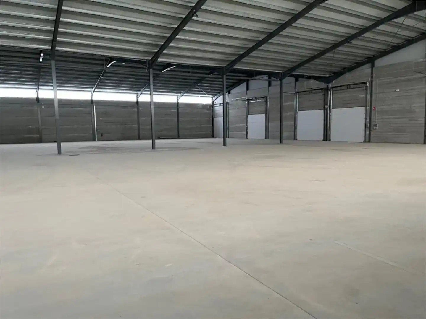 Industrial buildings for rent in Zafarraya