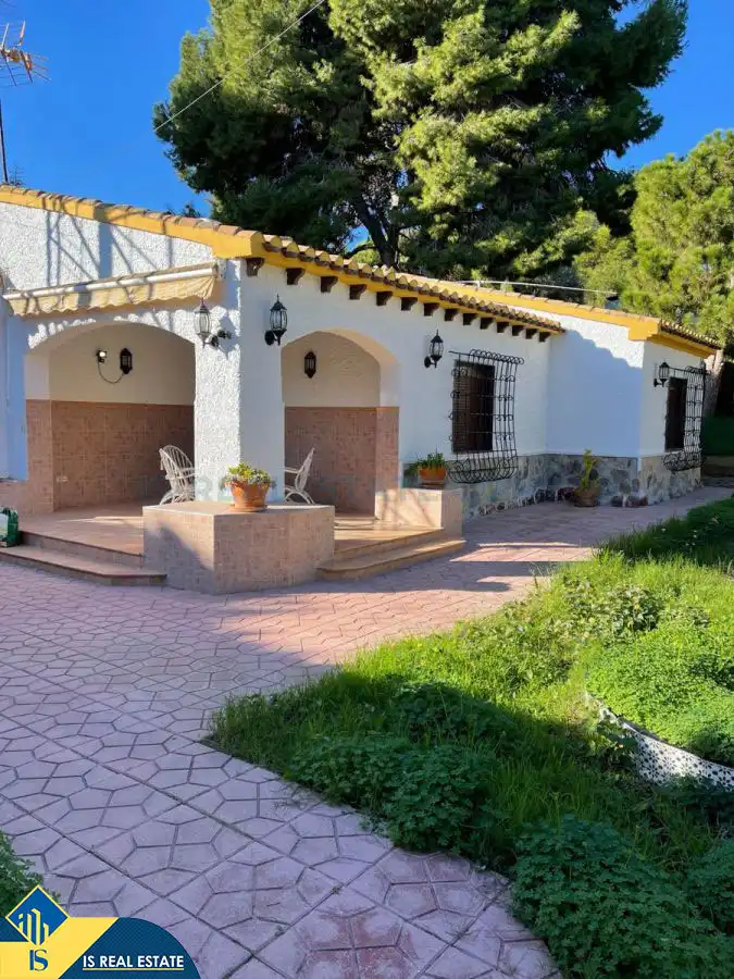 Xalet amb jardí en venda a Orihuela Costa