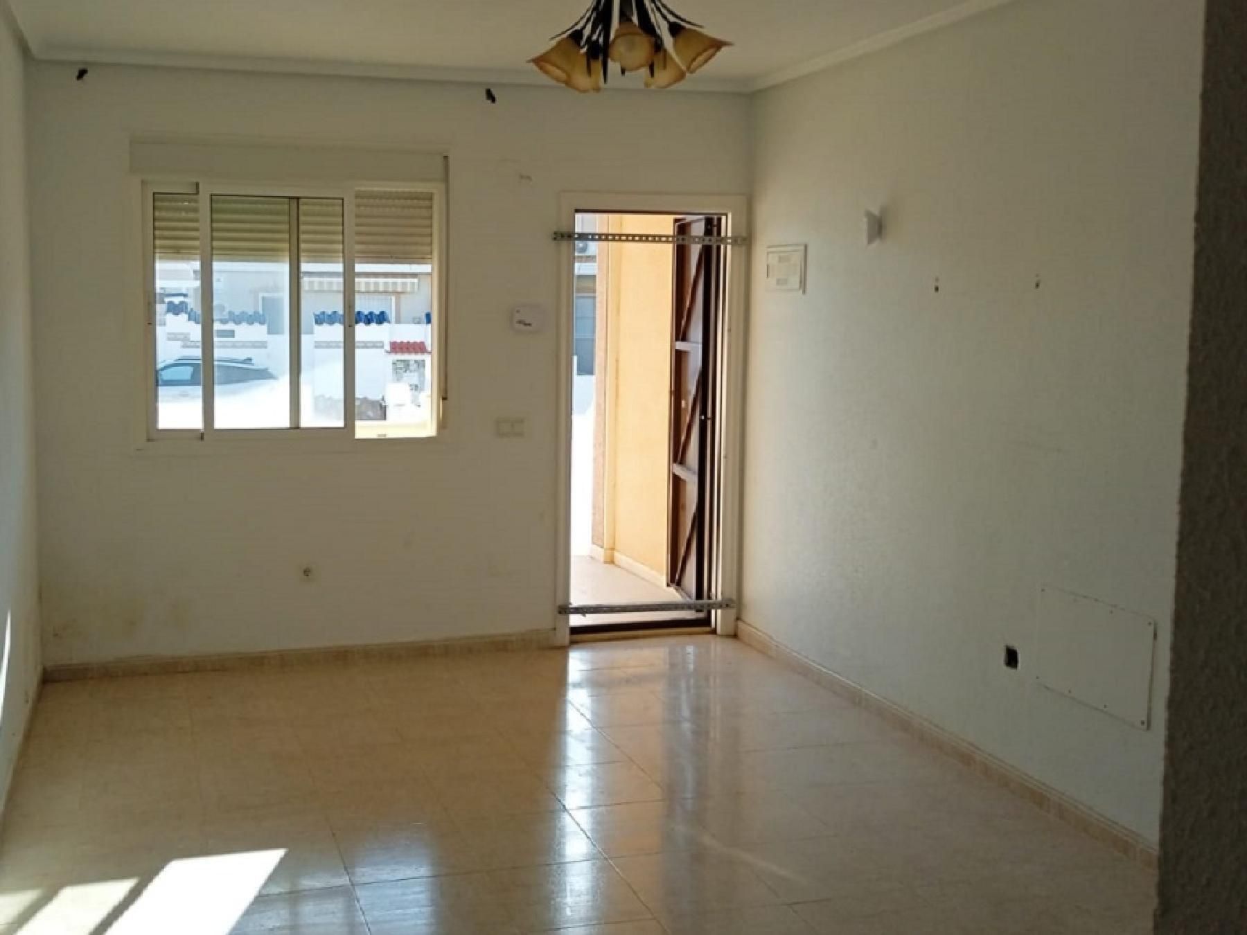 Piso en venta en Rojales con Piscina comunitaria