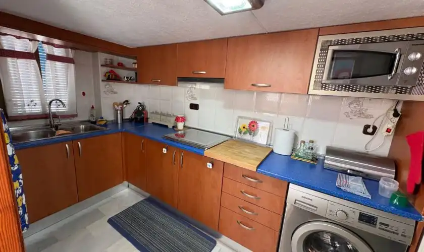 Cuina de Estudi en venda en Carboneras amb Aire condicionat, Moblat i Rentadora