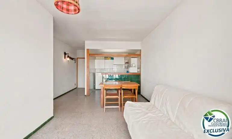 Habitación de Apartamento en venta en Empuriabrava