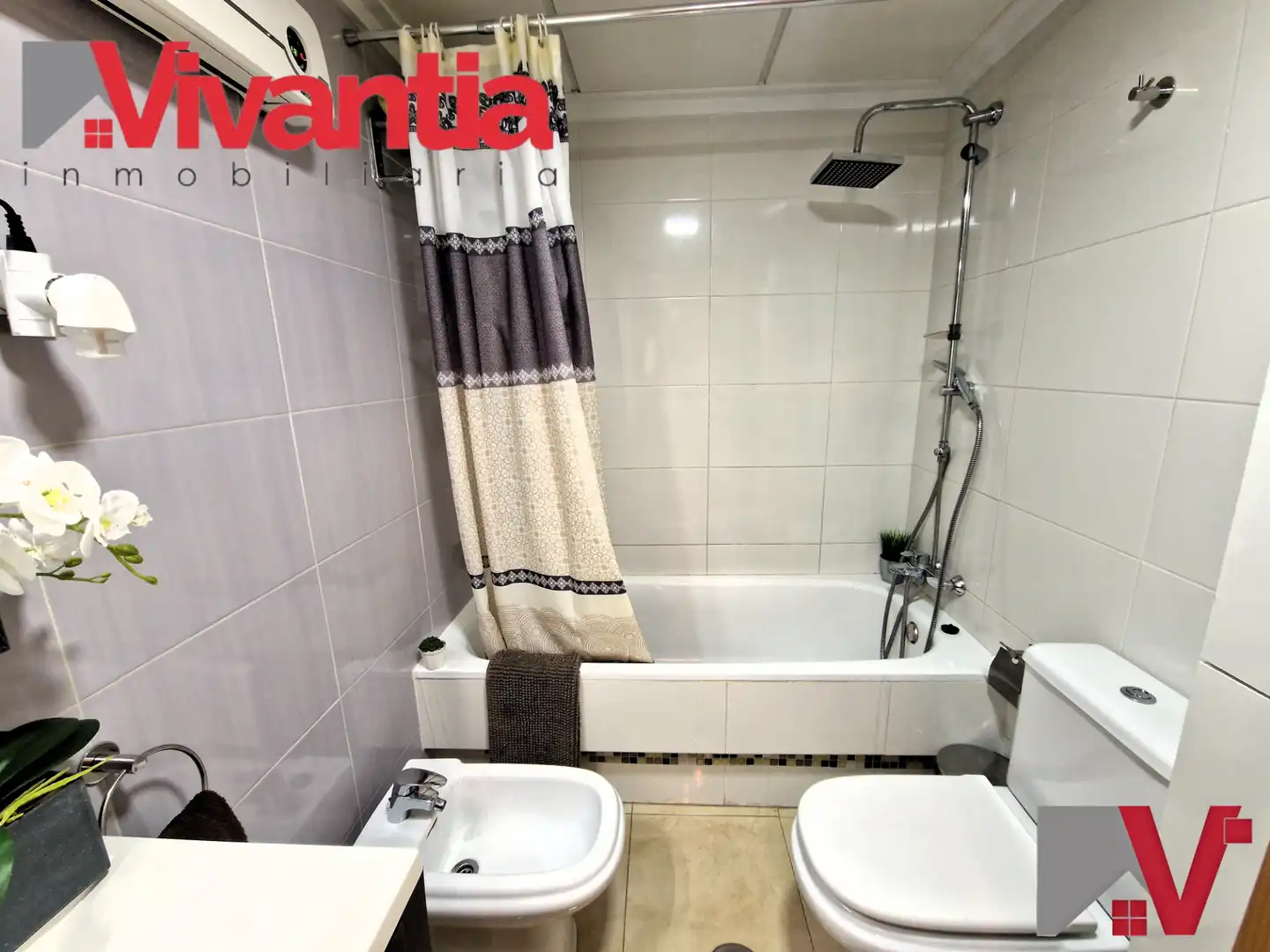 Baño de Apartamento en venta en Lorca