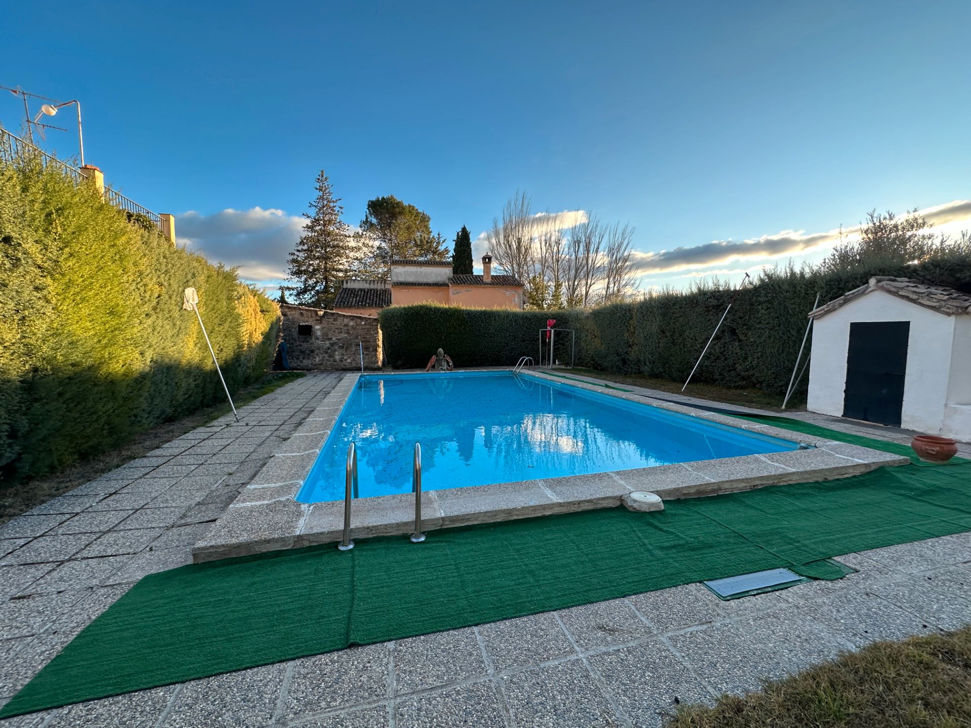 Piscina de Casa o xalet en venda en Úbeda amb Jardí privat, Terrassa i Traster