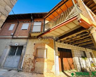 Vista exterior de Casa adosada en venda en Villarejo del Valle