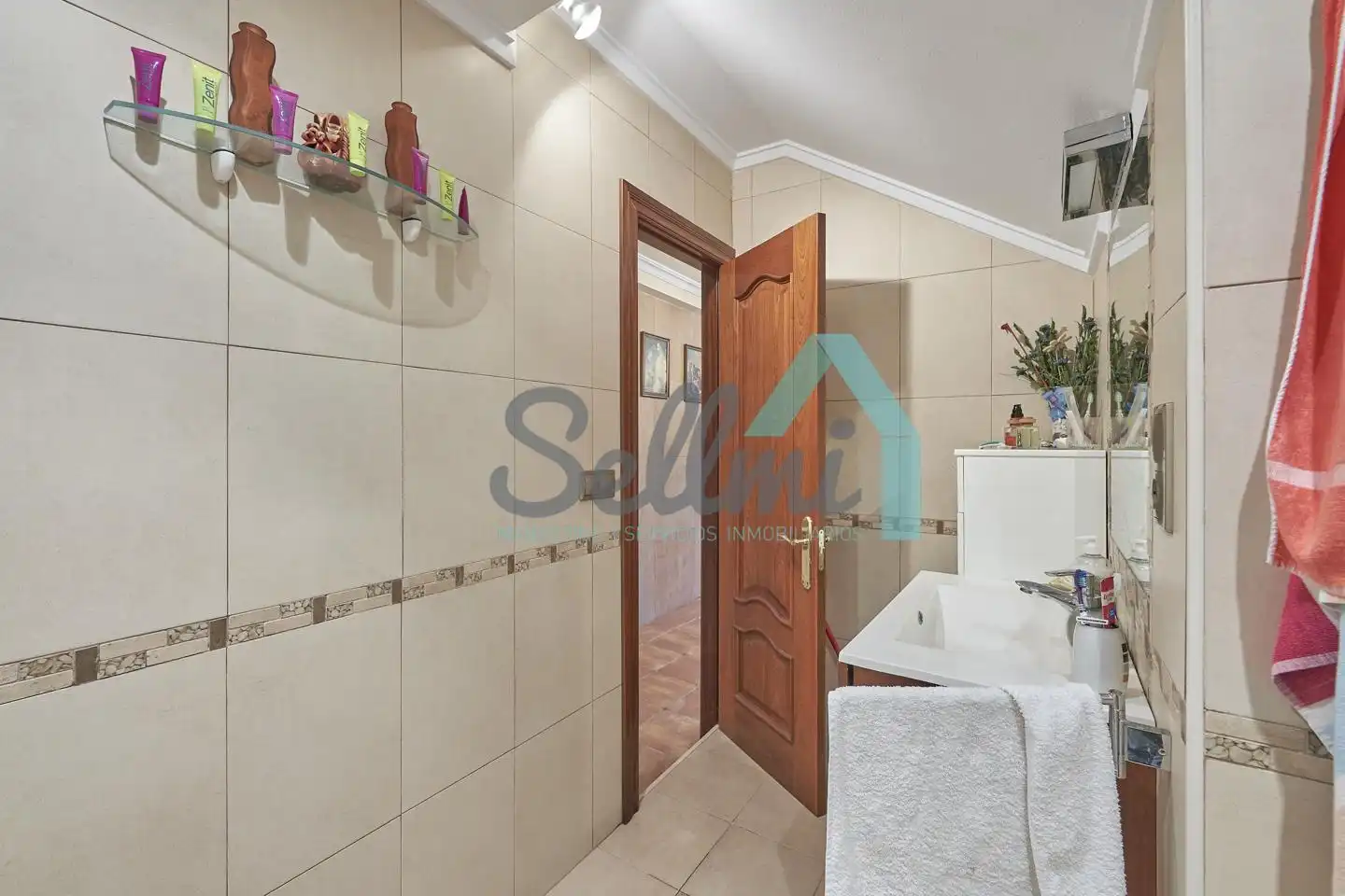 Bathroom of Houses for sale in Ribera de Arriba  with Heating, Private garden and Terrace