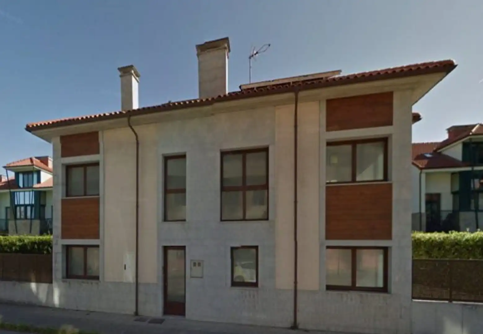 Vista exterior de Apartamento de alquiler en Llanes con Calefacción, Amueblado y Horno