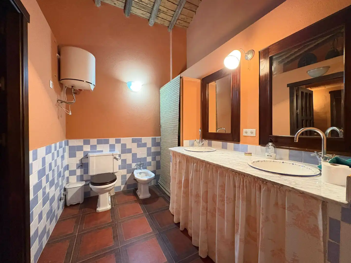 Bathroom of Houses for sale in Lobón  with Terrace, Storage room and Furnished