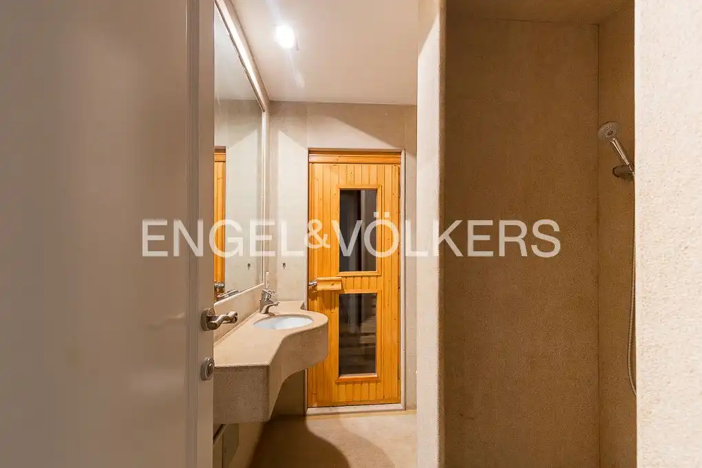 Piso en venta en Valencia con Aire acondicionado, Calefacción y Parquet