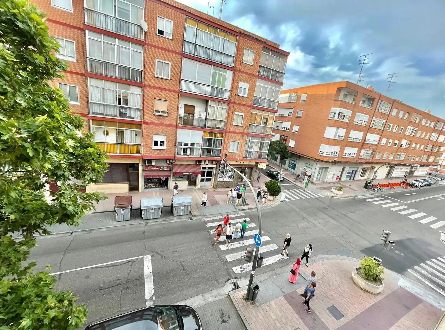 Vista exterior de Piso en venta en Valladolid con Calefacción, Terraza y Amueblado