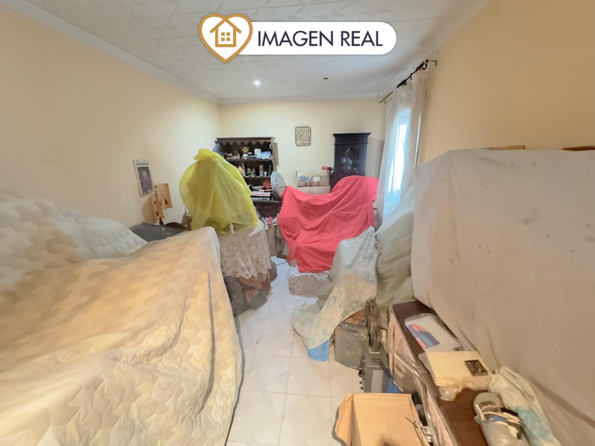 Piso en venta en Esplugues de Llobregat con Calefacción y Balcón