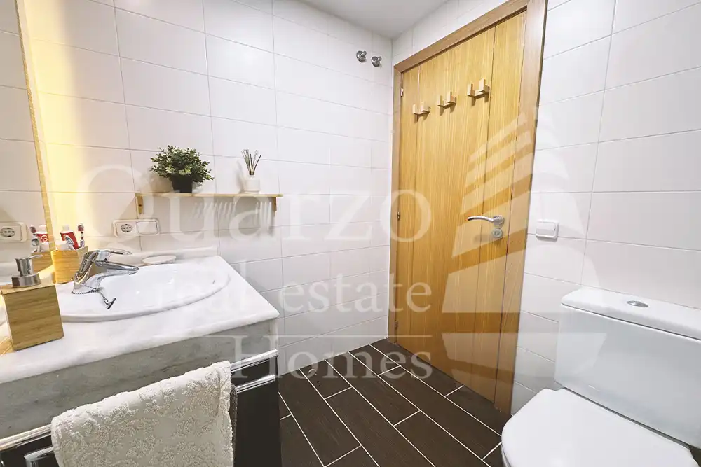 Bany de Apartament en venda en Dénia amb Aire condicionat, Calefacció i Terrassa
