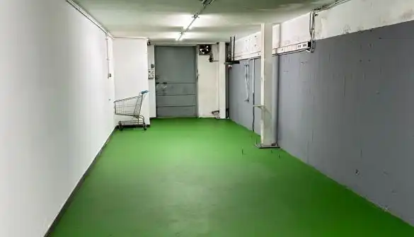Fabrikhallen zur Miete in Santander
