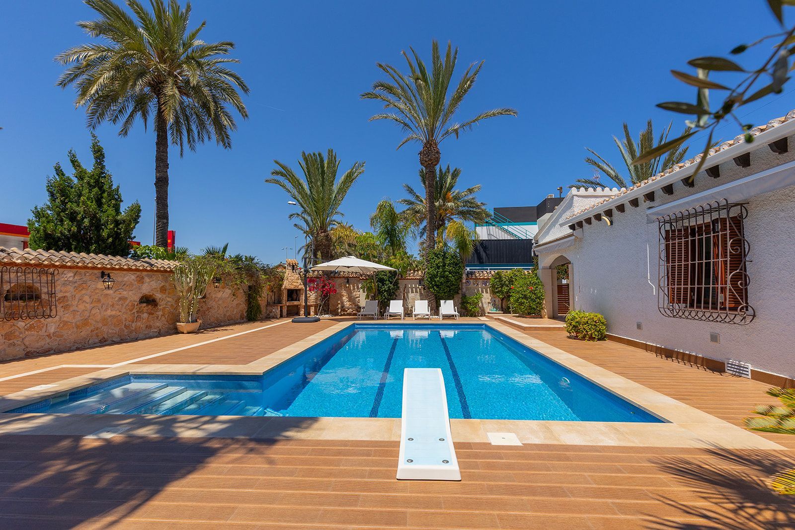 Swimming pool of House or chalet for sale in Orihuela