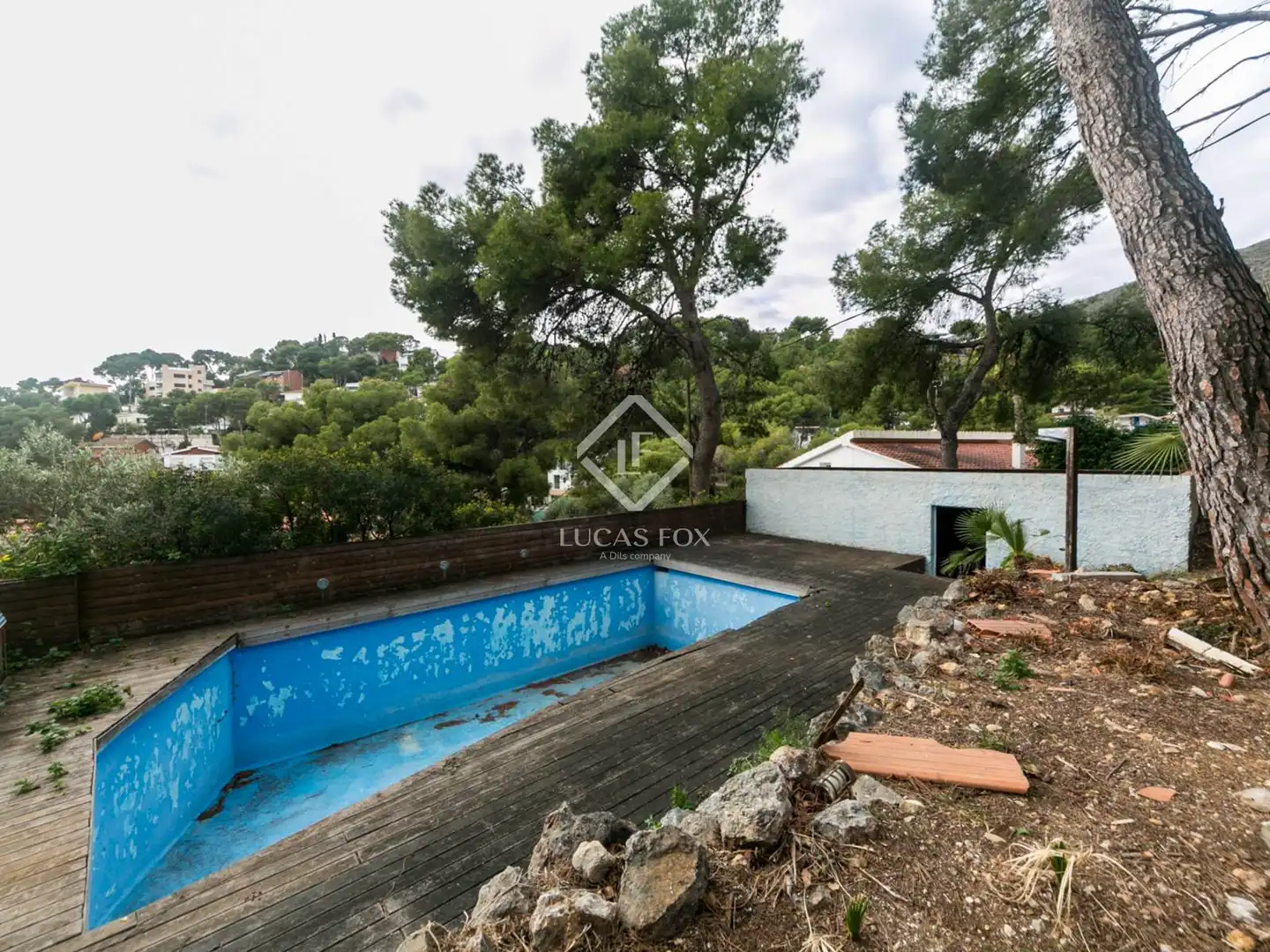 Piscina de Terreno en venta en Castelldefels