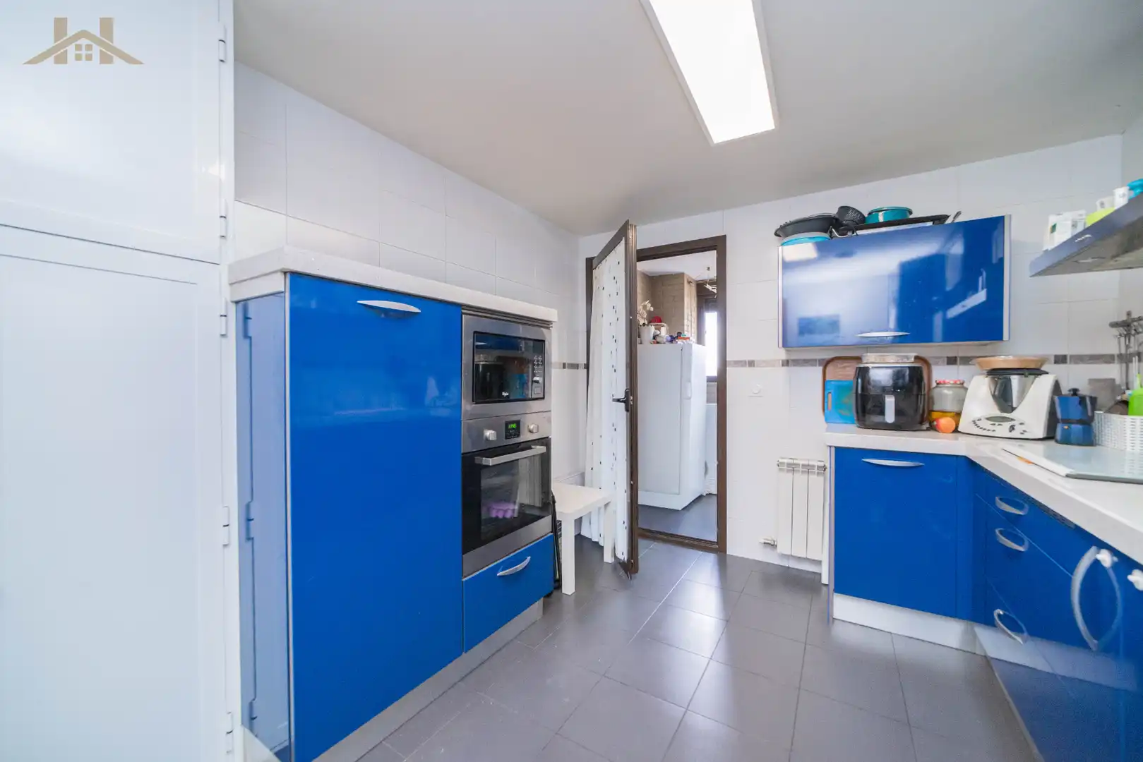 Kitchen of Flat for sale in Móstoles  with Air Conditioner, Heating and Storage room