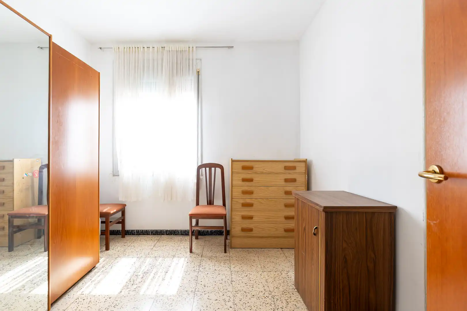 Habitación de Casa o chalet en venta en Terrassa con Terraza, Horno y Microondas