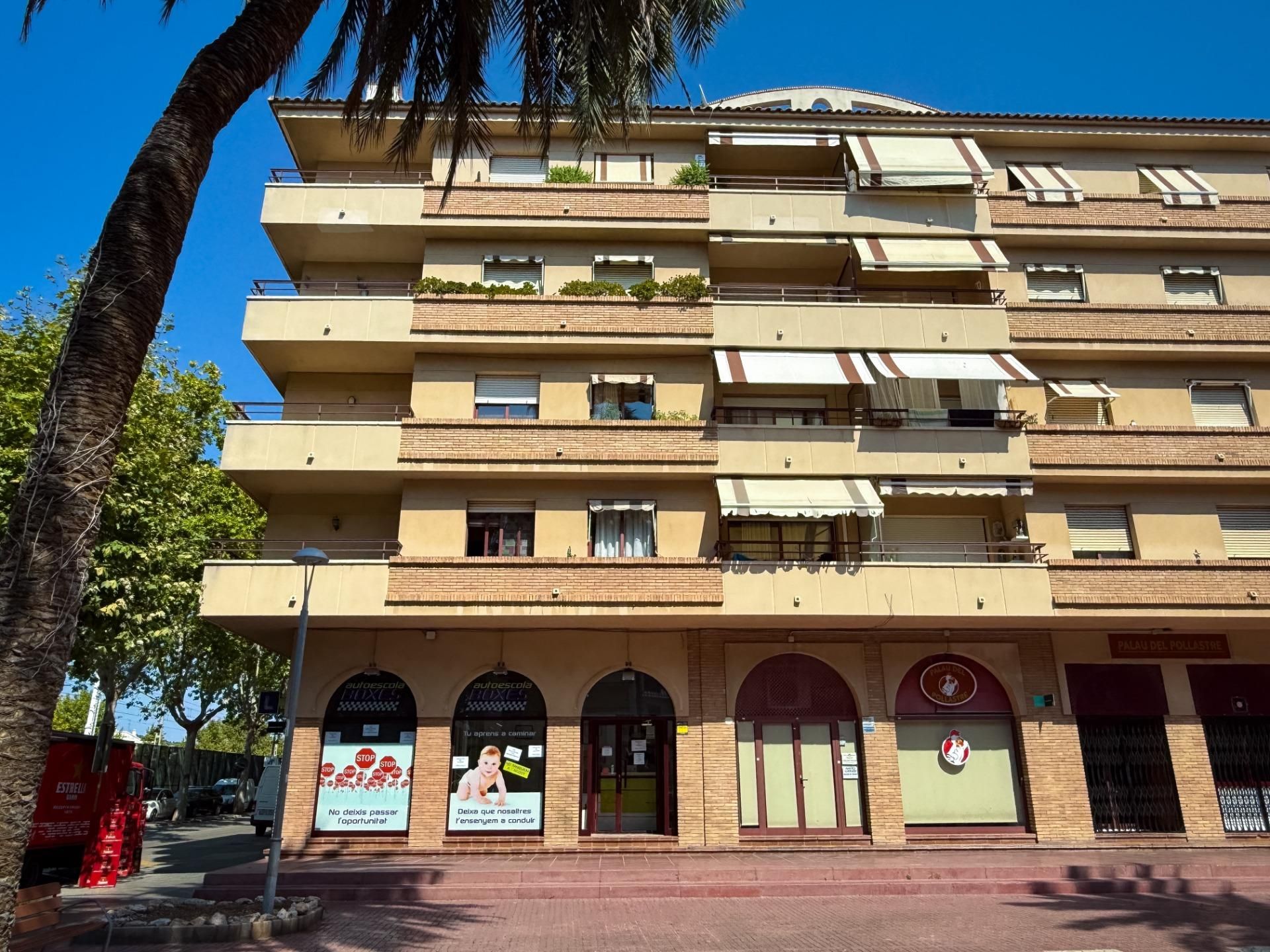Exterior view of Flat for sale in Calafell  with Terrace and Community pool