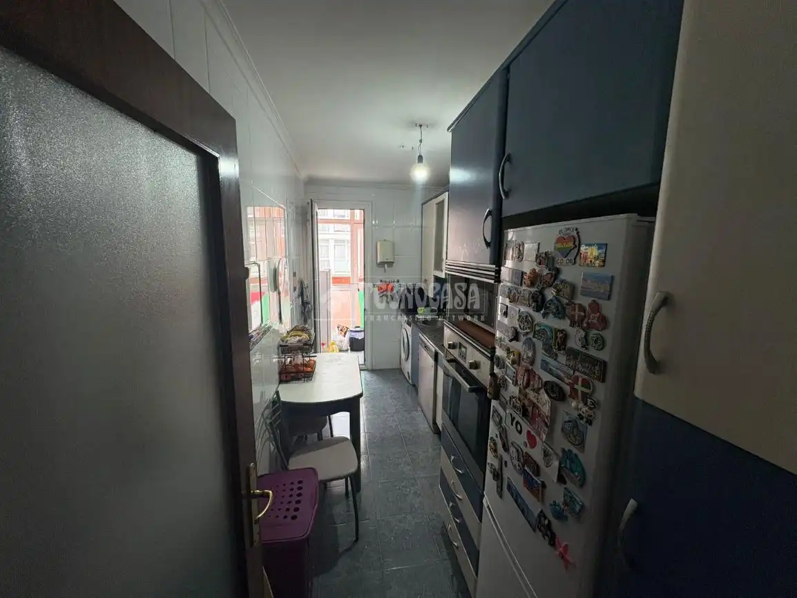 Cuina de Pis en venda en Bilbao  amb Calefacció i Traster