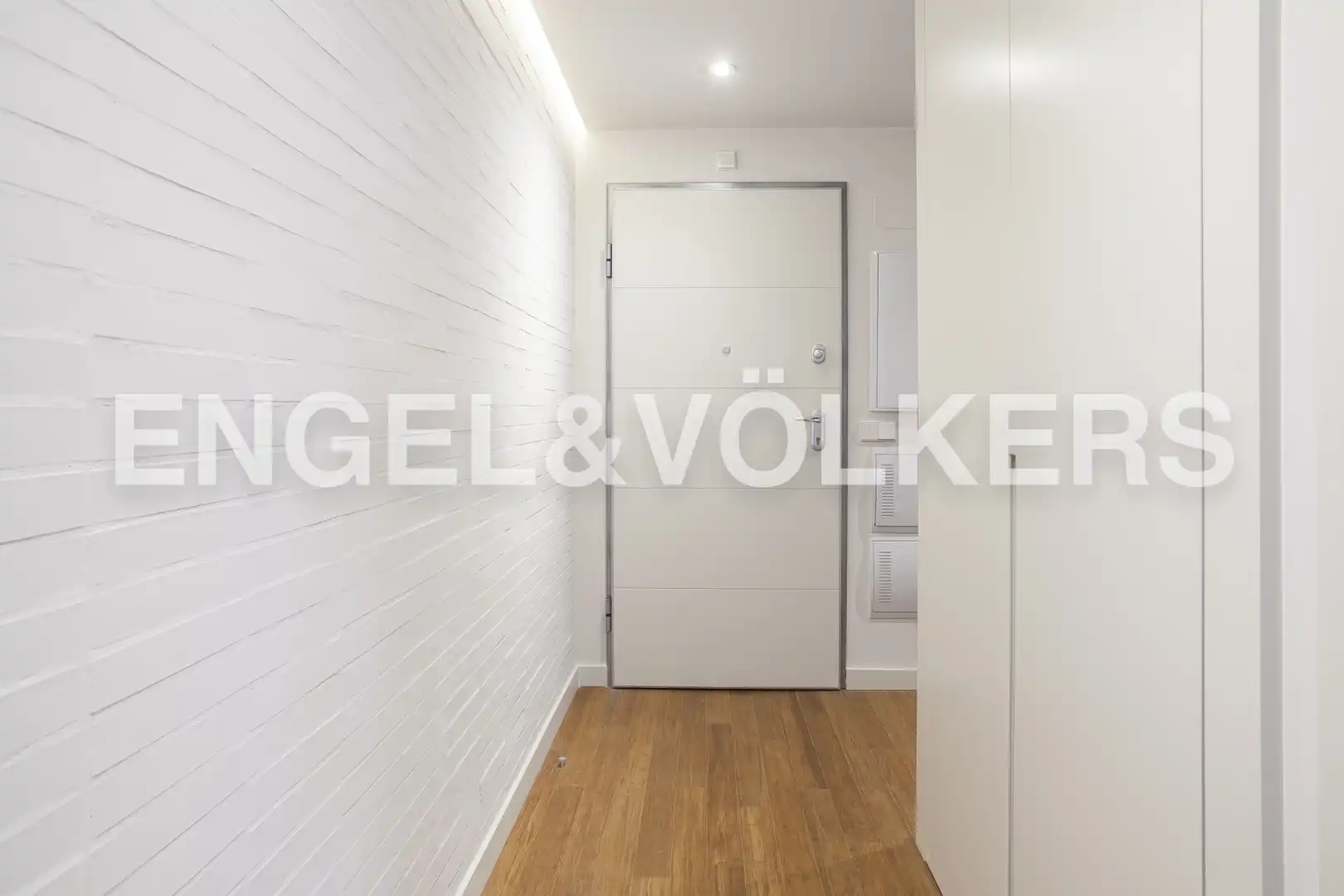 Attic for rent in Madrid  with Heating and Swimming Pool