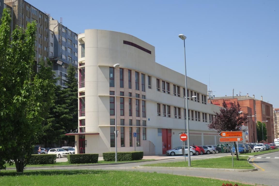 Exterior view of Office to rent in Barañain  with Heating