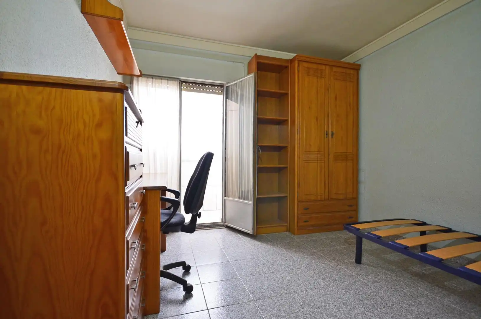 Bedroom of Attic for sale in Zaragoza  with Air Conditioner, Heating and Terrace