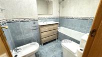 Bathroom of Flat for sale in Burgos Capital