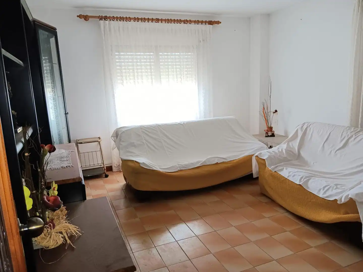 Wohnzimmer von Country house zum Verkauf in Tortosa mit Heizung, Terrasse und Möbliert