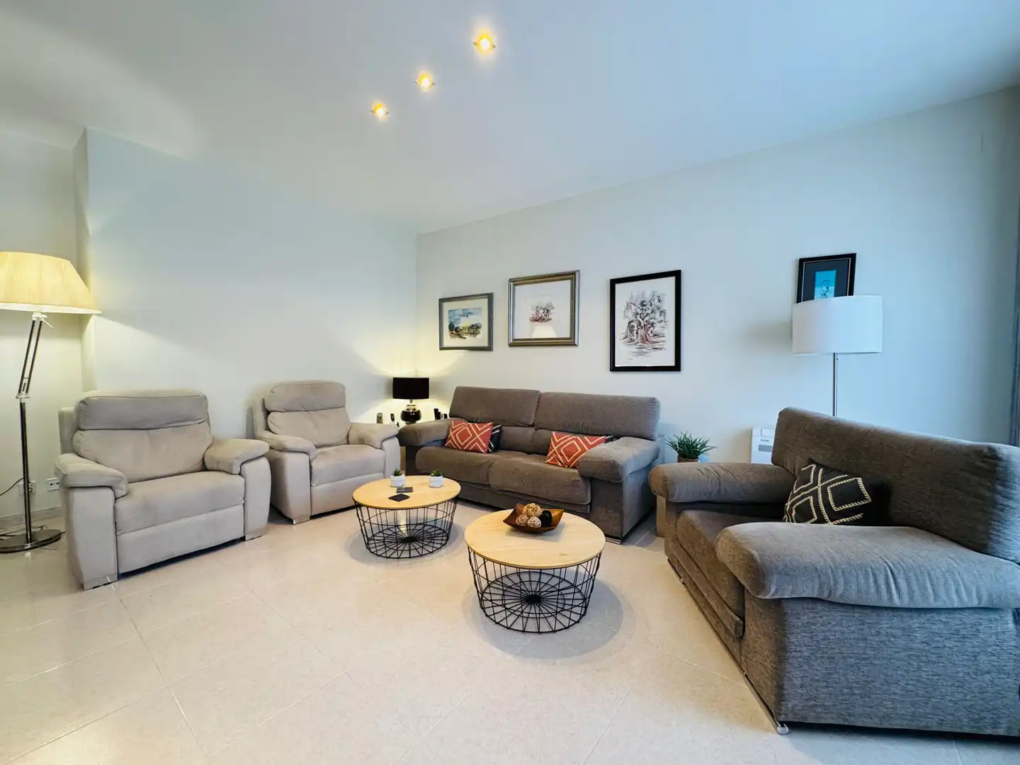 Sala de estar de Casa o chalet en venta en Figueres con Aire acondicionado, Calefacción y Terraza