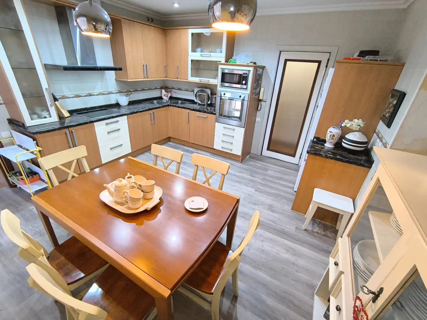 Küche von Wohnung zum Verkauf in Palencia mit Heizung, Terrasse und Ofen