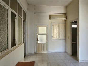Local comercial en venta en Doctor Flores Bastida 7