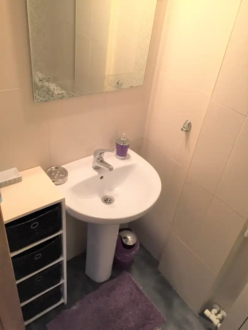 Baño de Piso de alquiler en Zaragoza con Calefacción, Parquet y Amueblado