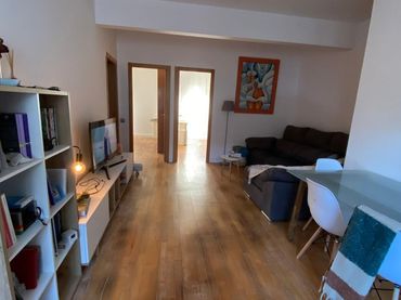 House with balcony for sale in Aldover