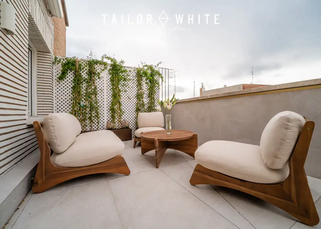 Terrasse von Dachboden zum Verkauf in Madrid mit Klimaanlage, Heizung und Parkett