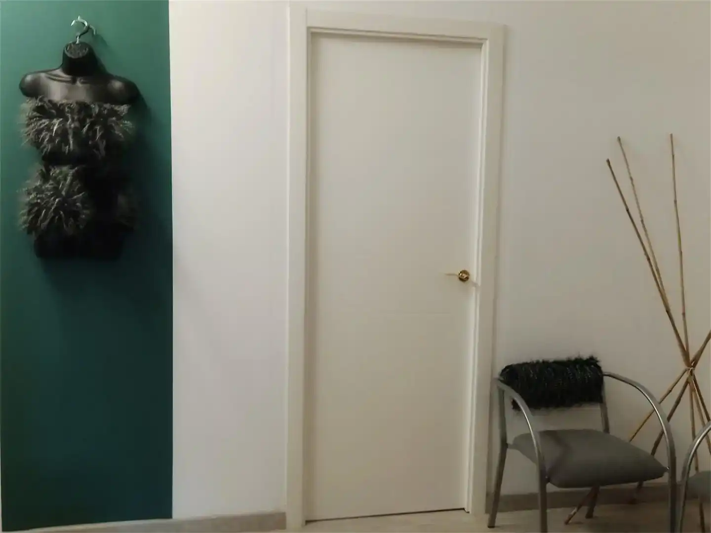 Schlafzimmer von Geschaftsraum zur Miete in Gijón  mit Möbliert