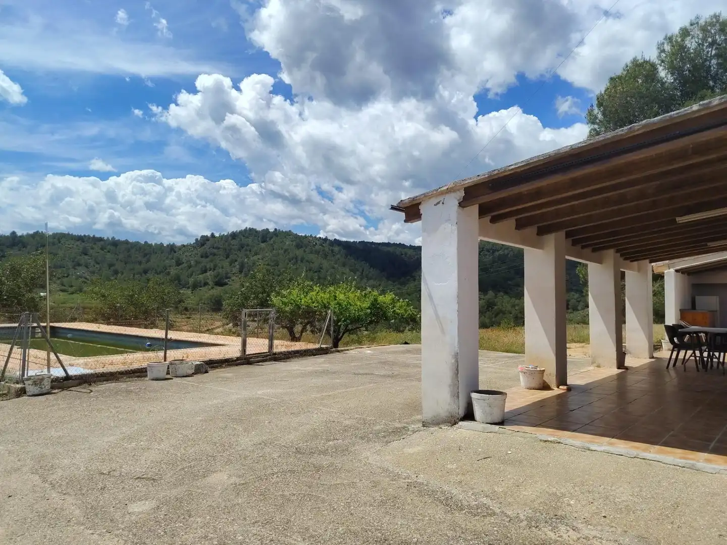Exterior view of Houses for sale in Navarrés  with Air Conditioner, Private garden and Storage room