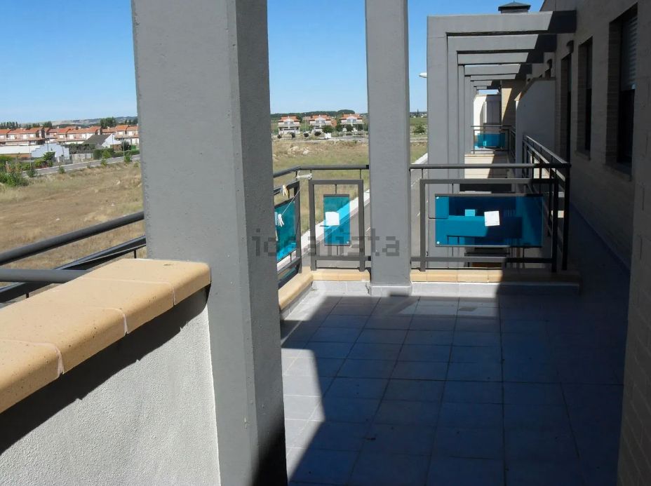 Terrace of Attic to rent in Pelabravo  with Heating, Terrace and Furnished