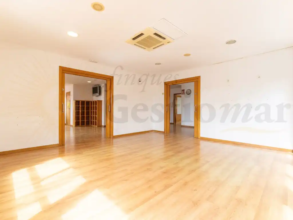 Commercial properties for sale in Cambrils