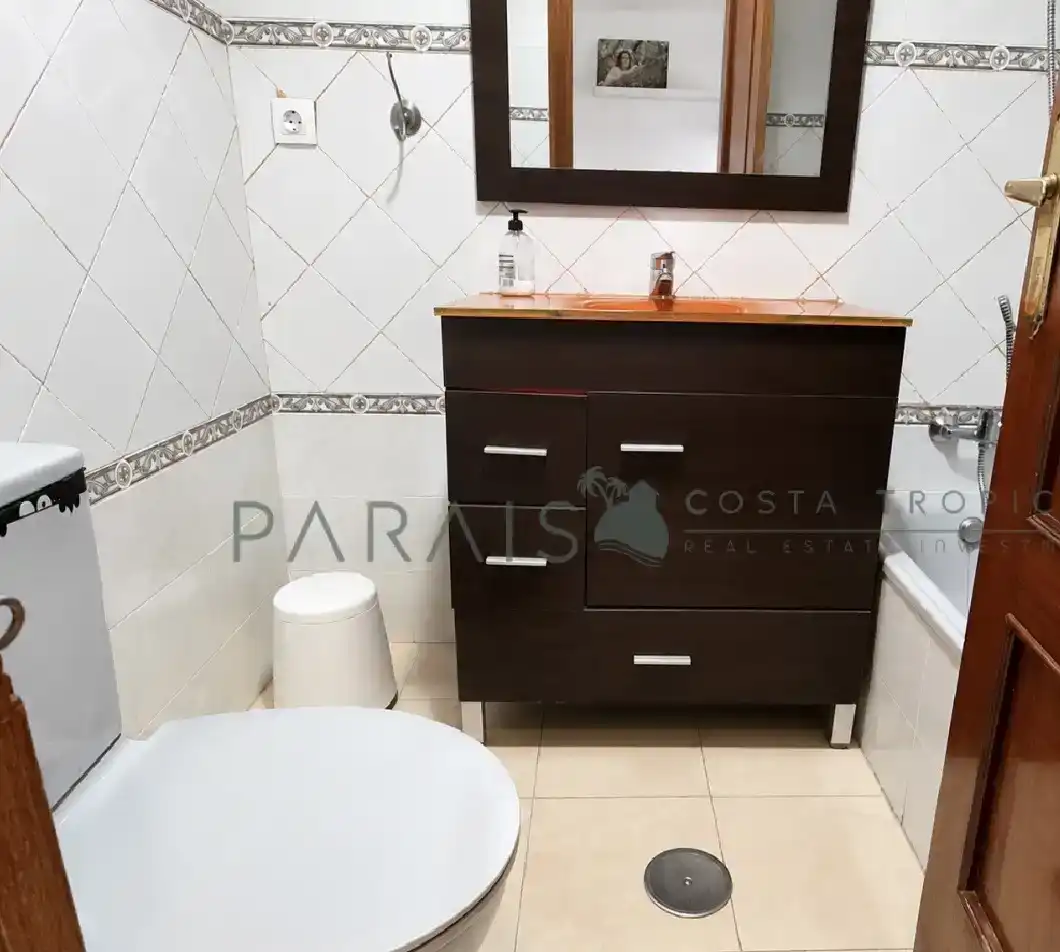 Badezimmer von Wohnung zum Verkauf in Almuñécar