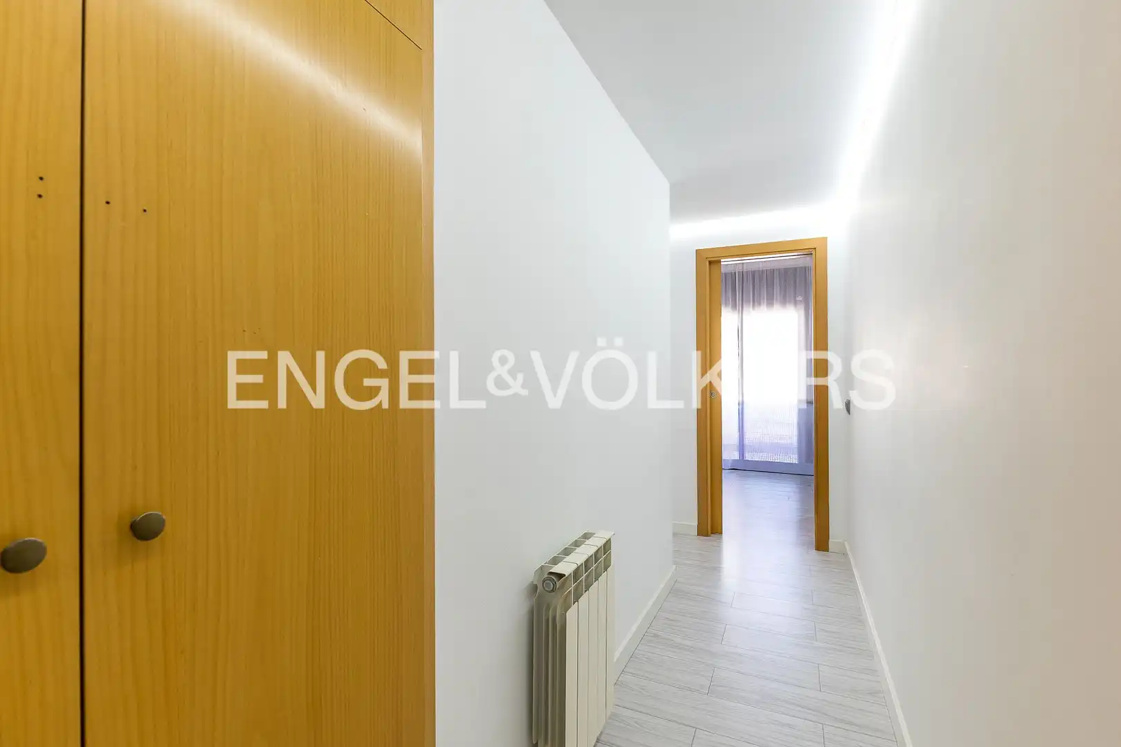 Piso en venta en Vilanova i la Geltrú con Aire acondicionado, Calefacción y Trastero