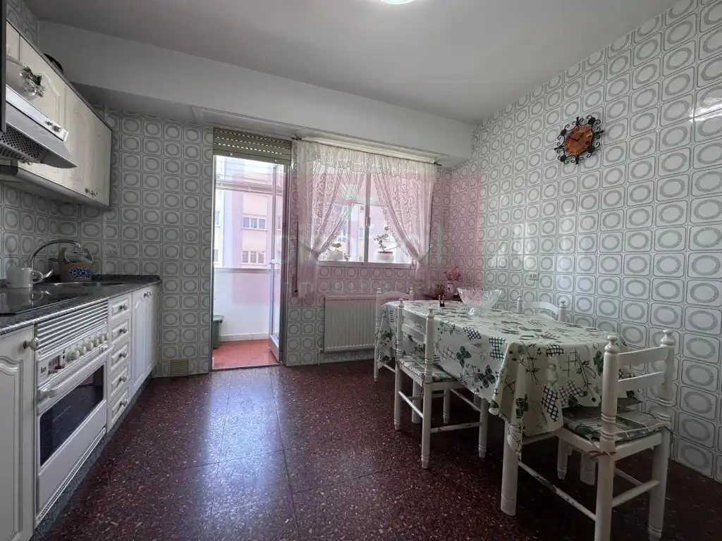 Cocina de Piso en venta en Lugo