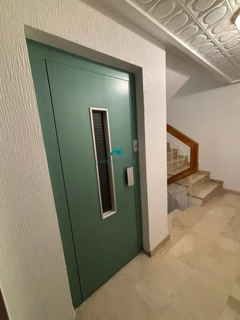 Flat for sale in Jaén  with Storage room, Furnished and Balcony