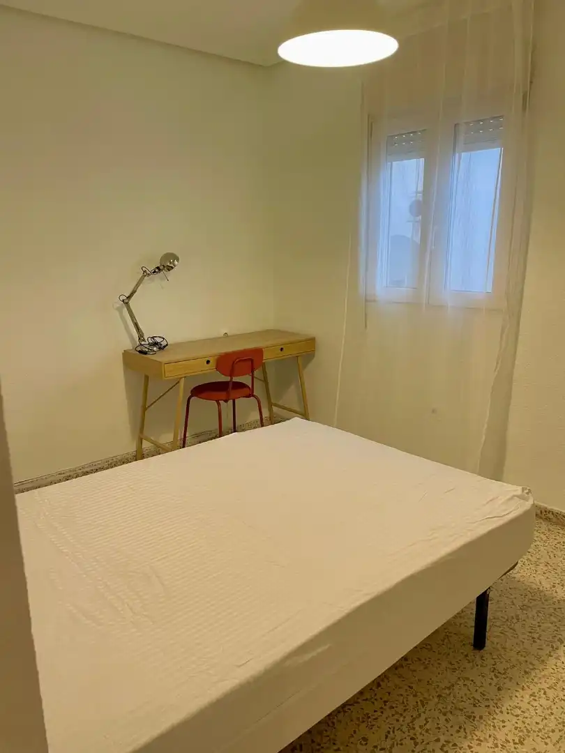 Habitación de Piso para compartir en Mérida con Amueblado