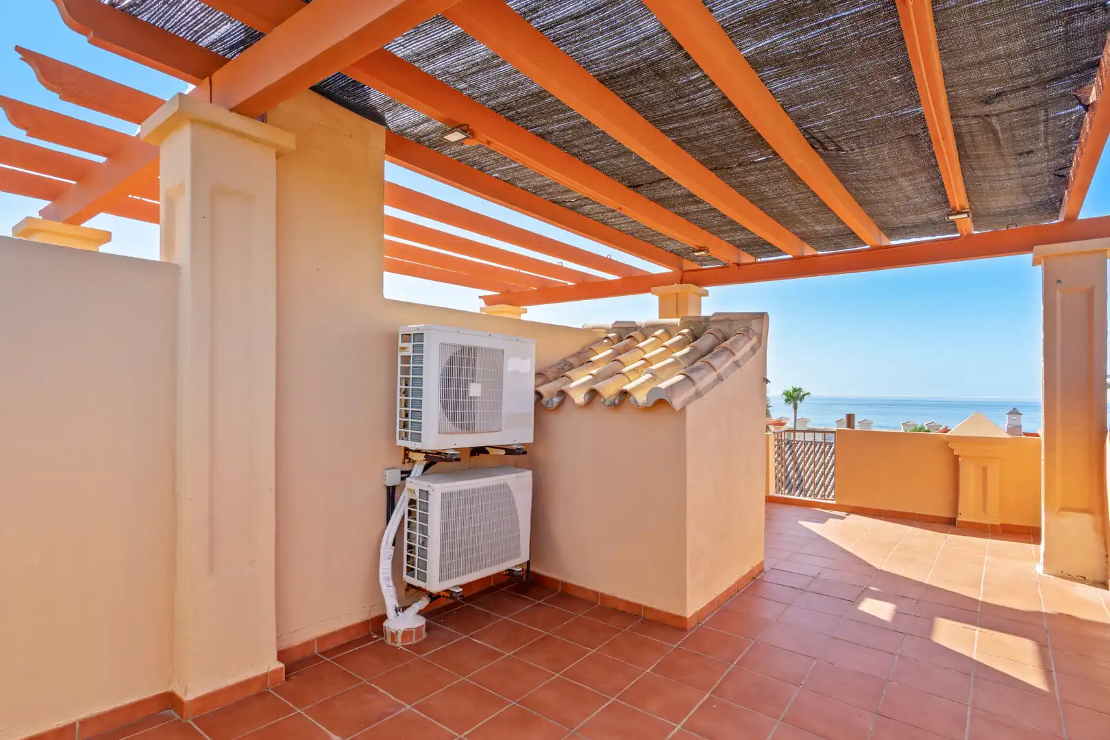 Casa aparellada amb piscina en venda a Playa Bahía Dorada, imagen 30