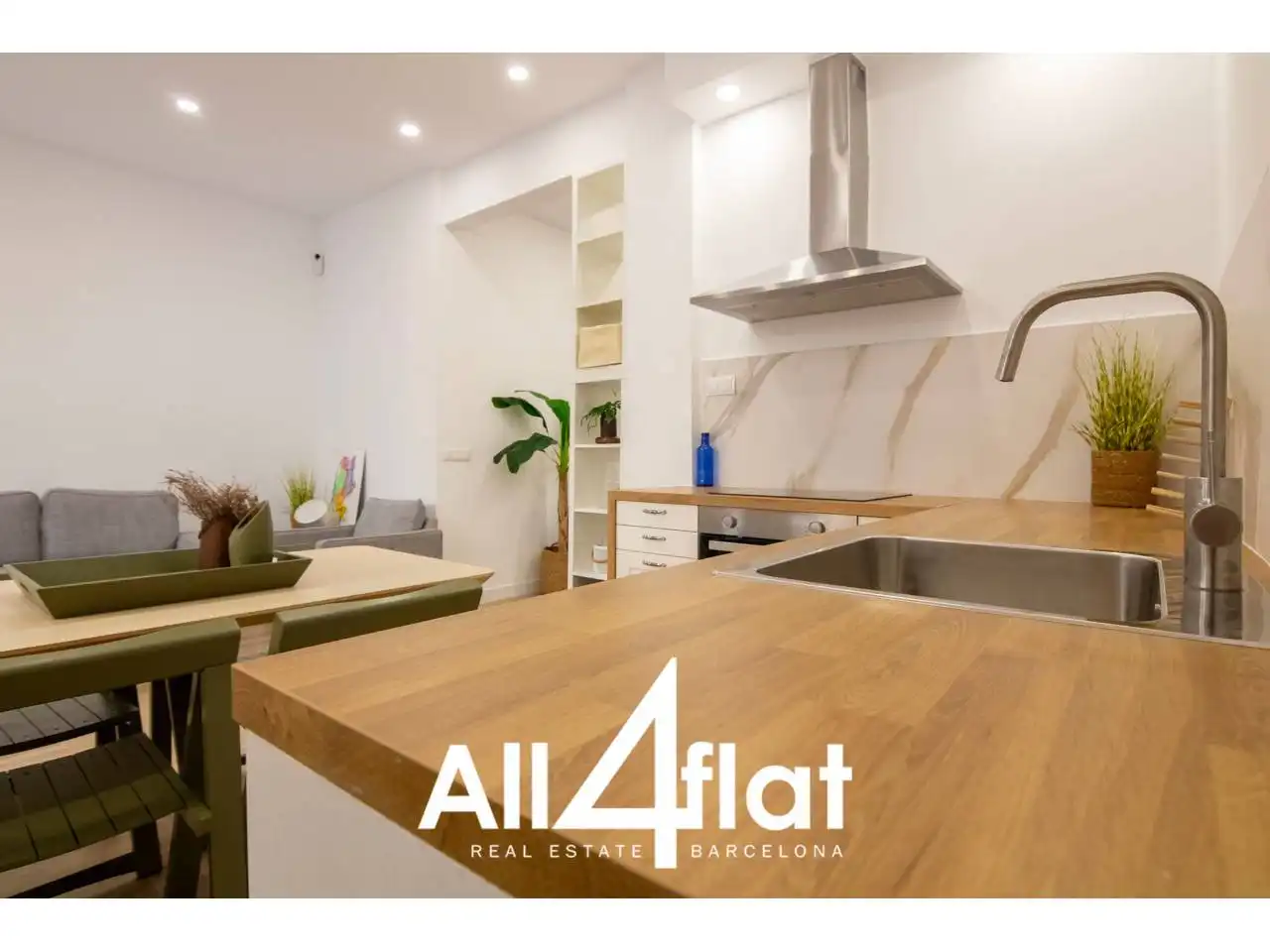 Außenansicht von Wohnung zur Miete in Barcelona mit Klimaanlage, Parkett und Möbliert