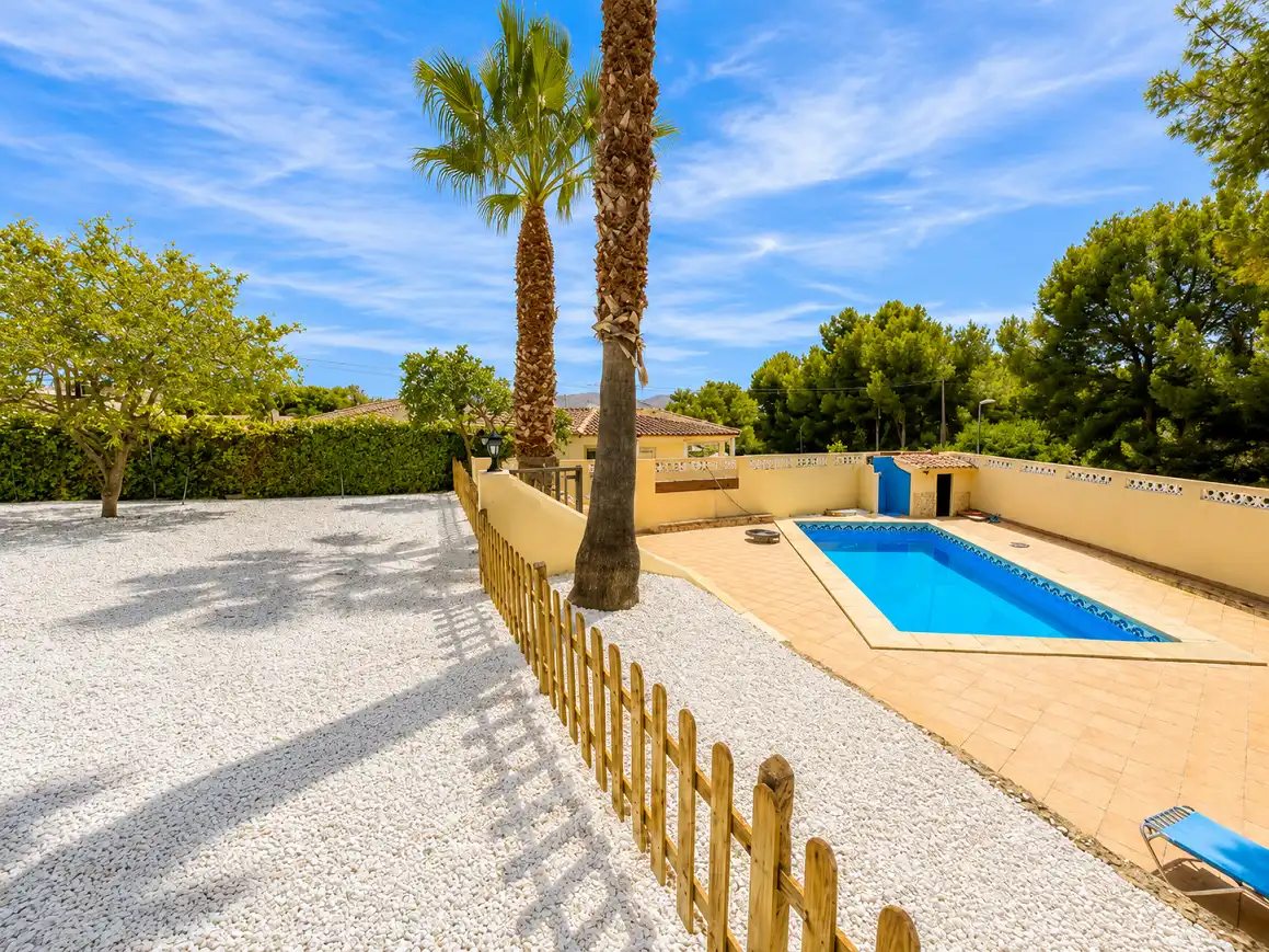 Exterior view of Houses for rent in La Nucia  with Air Conditioner, Terrace and Swimming Pool