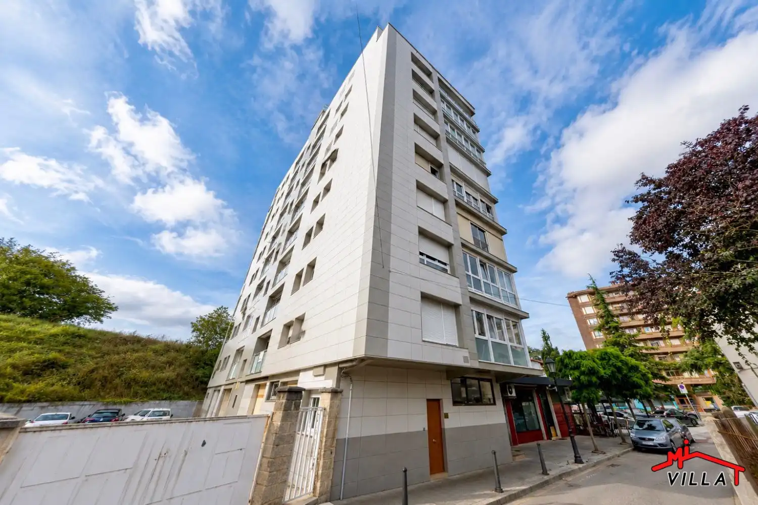 Vista exterior de Piso en venta en Colindres con Calefacción, Amueblado y Balcón