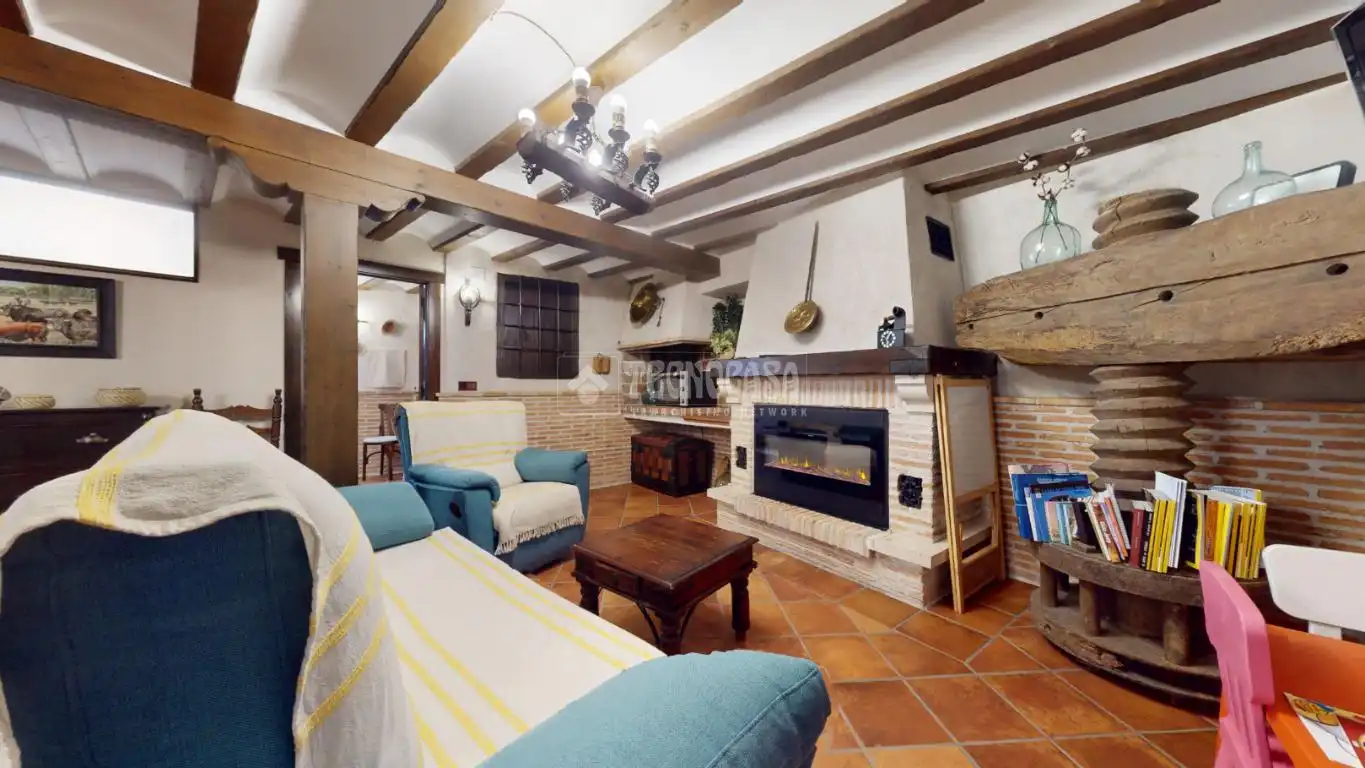 Sala de estar de Casa adosada en venta en Horche con Aire acondicionado y Calefacción