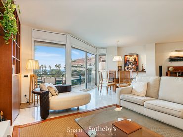 Apartamento con piscina en venta en Can Girona - Terramar - Vinyet