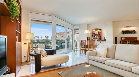 Piso moderno de 214 m en primera línea de playa en Sitges