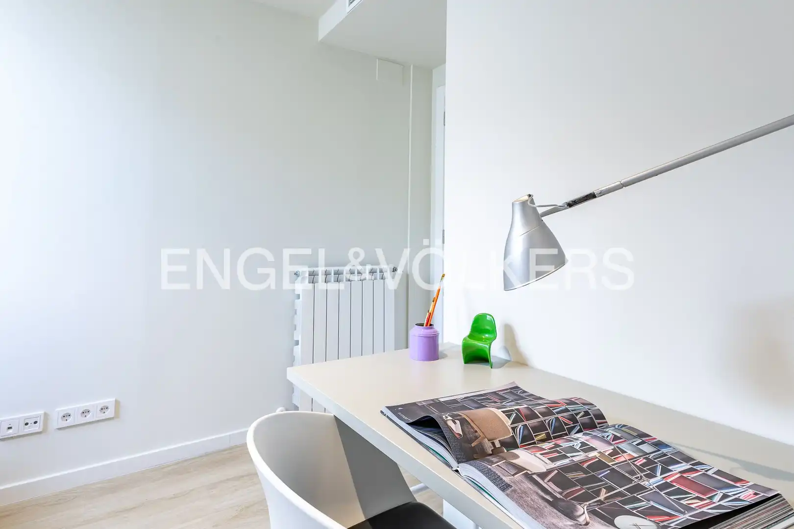 Schlafzimmer von Maisonette zum Verkauf in Barcelona mit Klimaanlage, Heizung und Parkett